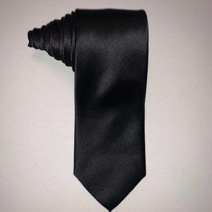 Geoffrey Beene - Solid Black Tie (NWOT)